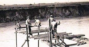 1782- Perregaux - Legionnaires2 construisant une passerelle